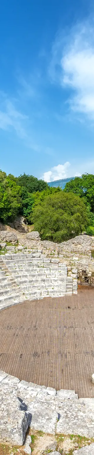 Fahre mit dem Velo zum Butrint Nationalpark